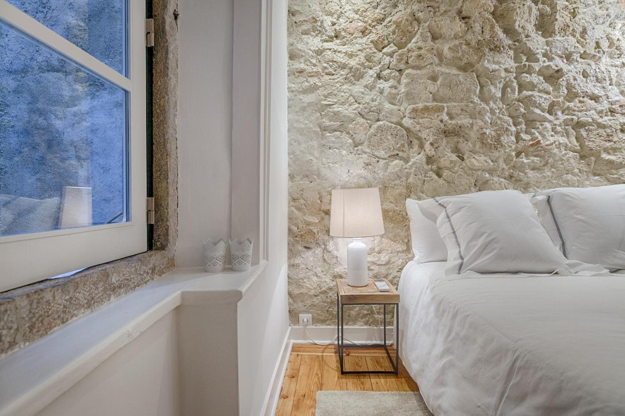 Architectural Gem In Bica Apartment Lisbon Bagian luar foto